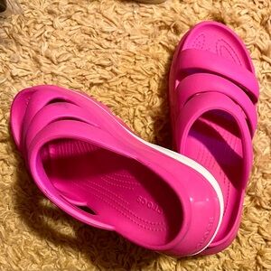 Crocs Mega Crush triple strap platform sandals hot pink women’s 10